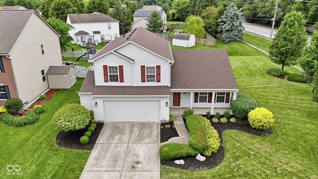 714 Laurel Wood Drive, Greenwood, IN 46143