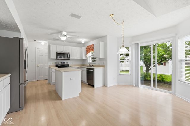 714 Laurel Wood Drive, Greenwood, IN 46143