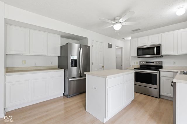 714 Laurel Wood Drive, Greenwood, IN 46143