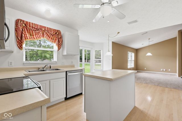 714 Laurel Wood Drive, Greenwood, IN 46143