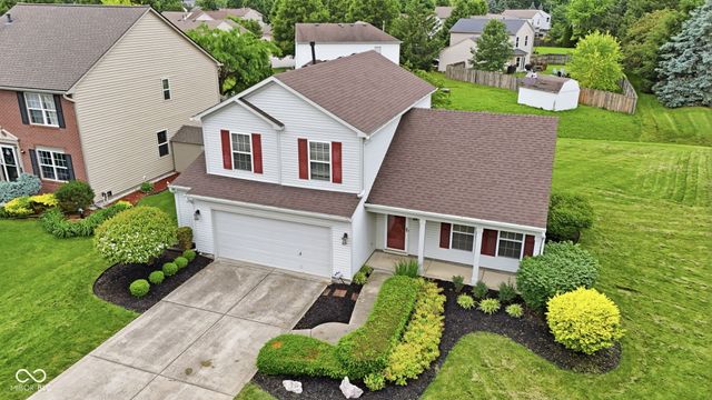 714 Laurel Wood Drive, Greenwood, IN 46143