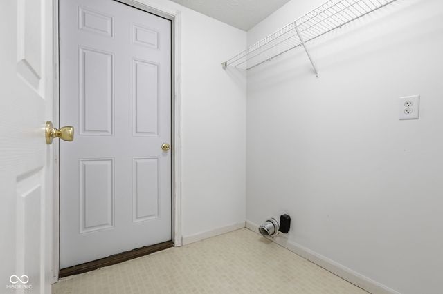 714 Laurel Wood Drive, Greenwood, IN 46143
