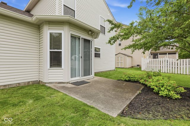 714 Laurel Wood Drive, Greenwood, IN 46143
