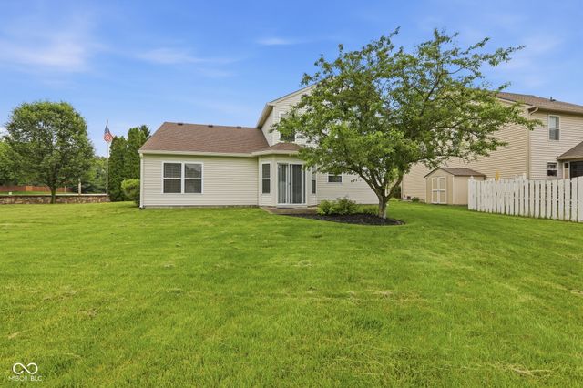 714 Laurel Wood Drive, Greenwood, IN 46143