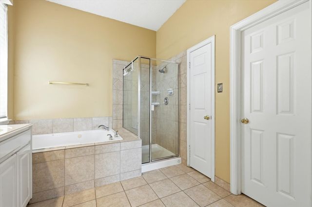 3013 Creek Haven Drive, Highland Village, TX 75077