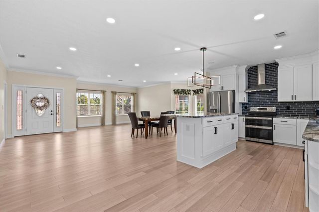 1081 S POINTE ALEXIS DRIVE, Tarpon Springs, FL 34689