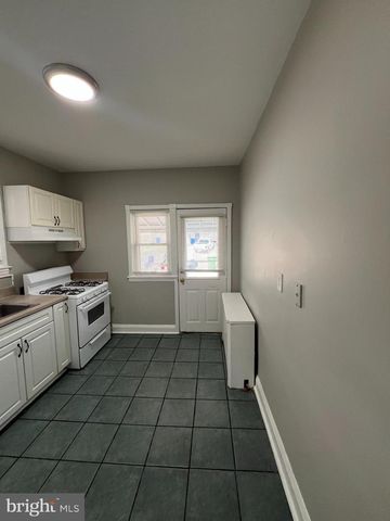 3906 COLBORNE RD, Baltimore, MD 21229