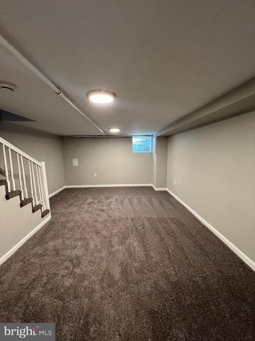 3906 COLBORNE RD, Baltimore, MD 21229