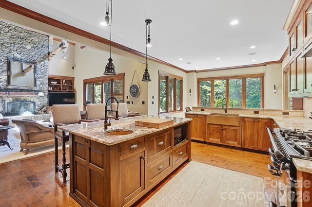 9208 Flying Eagle Lane, Charlotte, NC 28278