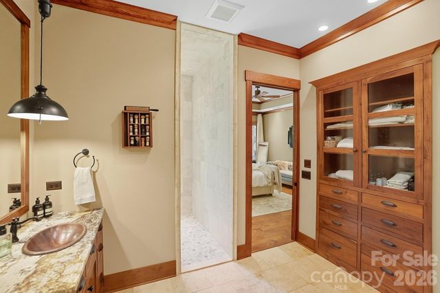 9208 Flying Eagle Lane, Charlotte, NC 28278