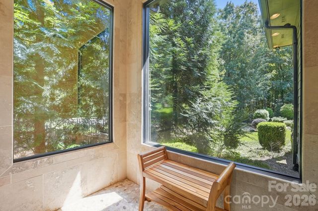 9208 Flying Eagle Lane, Charlotte, NC 28278