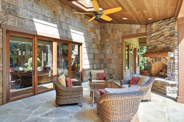 9208 Flying Eagle Lane, Charlotte, NC 28278