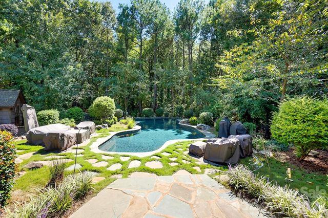 9208 Flying Eagle Lane, Charlotte, NC 28278