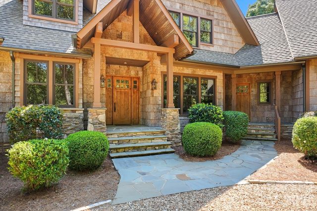 9208 Flying Eagle Lane, Charlotte, NC 28278