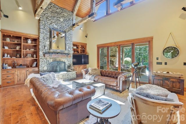 9208 Flying Eagle Lane, Charlotte, NC 28278