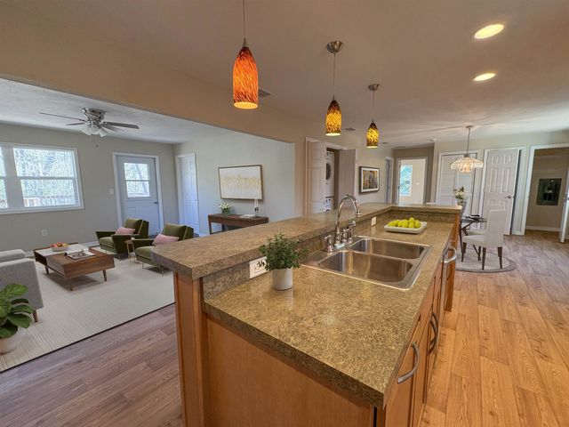 1714 NE RIVER Road, Steinhatchee, FL 32359