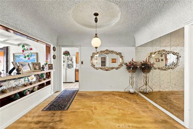 7819 Dalton, Los Angeles, CA 90047