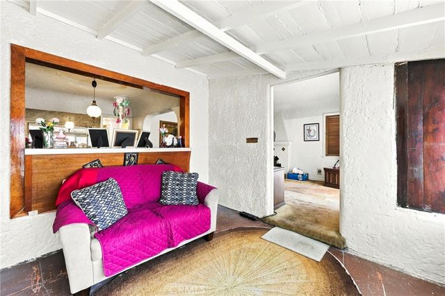 7819 Dalton, Los Angeles, CA 90047