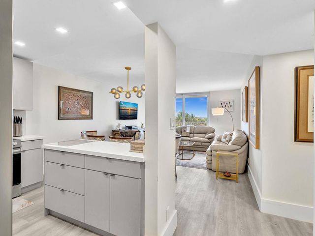 1421 S OCEAN Boulevard 503, Pompano Beach, FL 33062