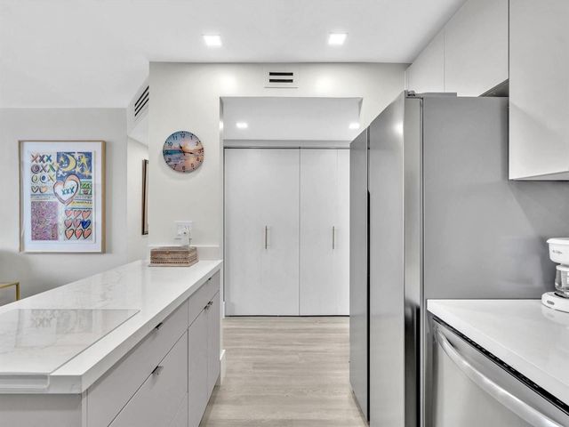1421 S OCEAN Boulevard 503, Pompano Beach, FL 33062