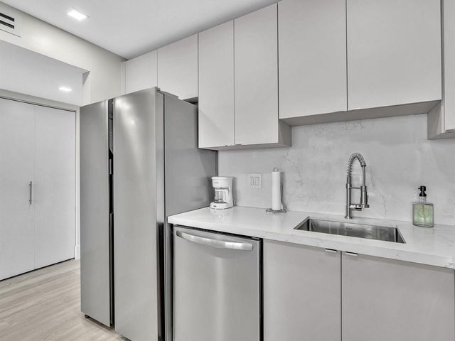1421 S OCEAN Boulevard 503, Pompano Beach, FL 33062