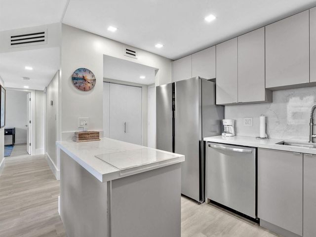 1421 S OCEAN Boulevard 503, Pompano Beach, FL 33062