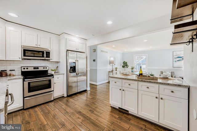 7803 RIVERDALE AVE, Rosedale, MD 21237