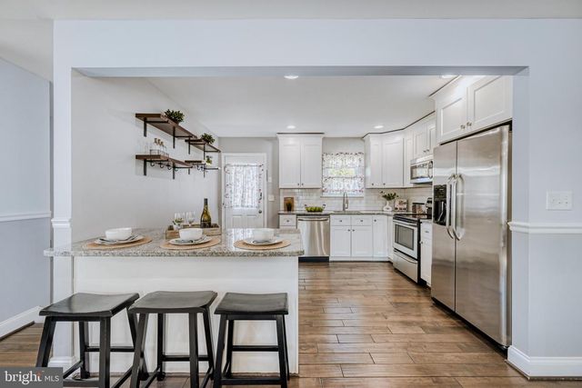 7803 RIVERDALE AVE, Rosedale, MD 21237