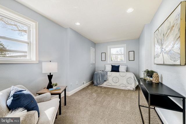 7803 RIVERDALE AVE, Rosedale, MD 21237