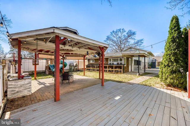 7803 RIVERDALE AVE, Rosedale, MD 21237