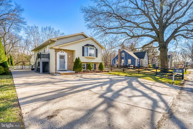 7803 RIVERDALE AVE, Rosedale, MD 21237