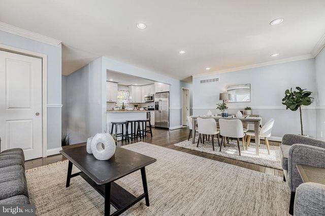 7803 RIVERDALE AVE, Rosedale, MD 21237