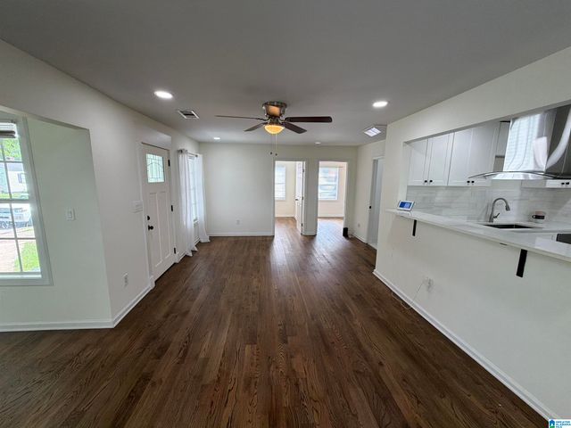 4605 HILLMAN DRIVE SW, Birmingham, AL 35221