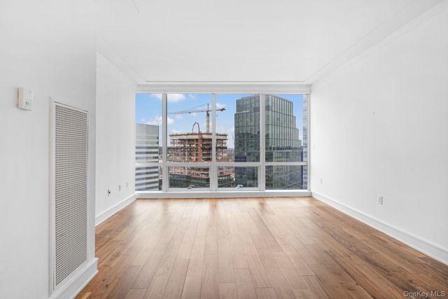 1 Renaissance Square 15E, White Plains, NY 10601