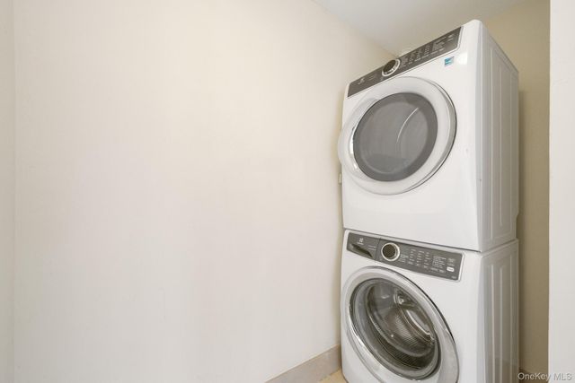 1 Renaissance Square 15E, White Plains, NY 10601