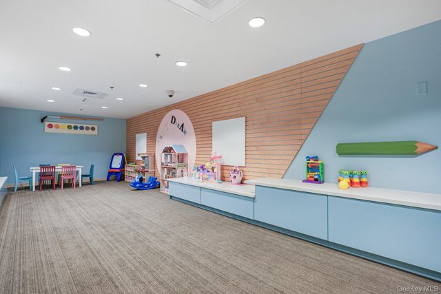 1 Renaissance Square 15E, White Plains, NY 10601