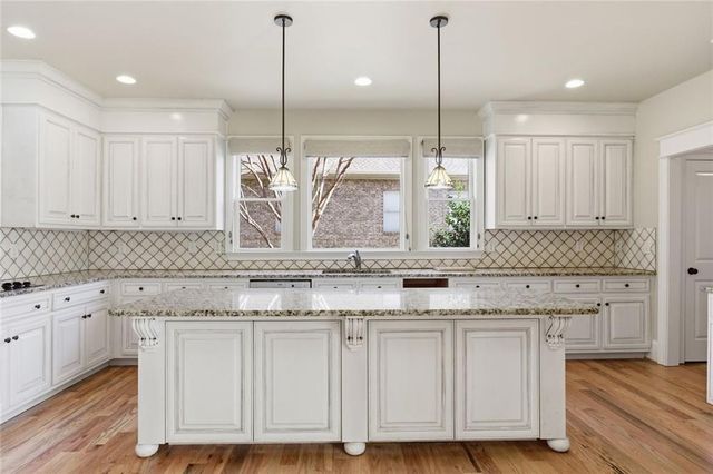 1538 Berkeley Court, Gainesville, GA 30501