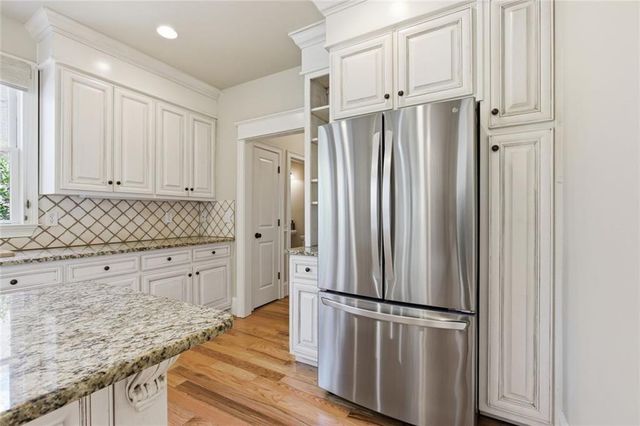 1538 Berkeley Court, Gainesville, GA 30501