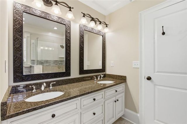 1538 Berkeley Court, Gainesville, GA 30501