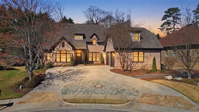 1538 Berkeley Court, Gainesville, GA 30501