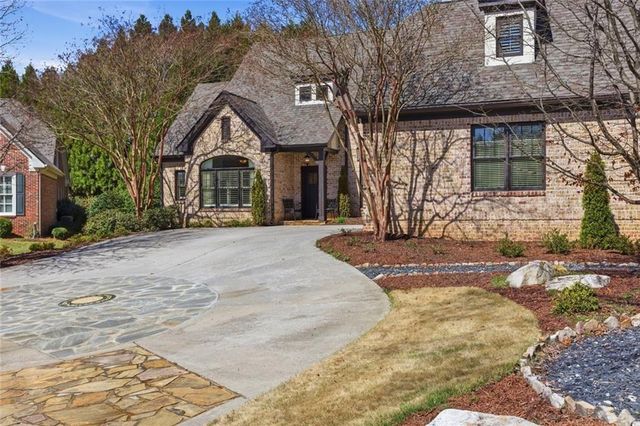 1538 Berkeley Court, Gainesville, GA 30501