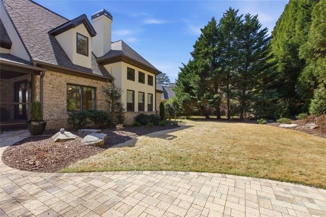 1538 Berkeley Court, Gainesville, GA 30501