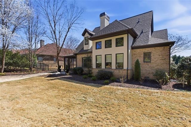 1538 Berkeley Court, Gainesville, GA 30501