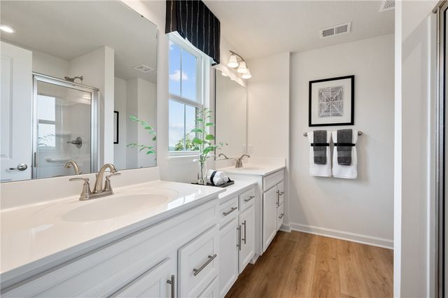 400 Greenwood Drive, North Strabane, PA 15317