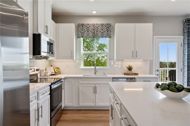 400 Greenwood Drive, North Strabane, PA 15317