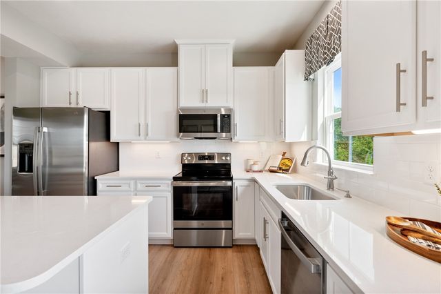 400 Greenwood Drive, North Strabane, PA 15317