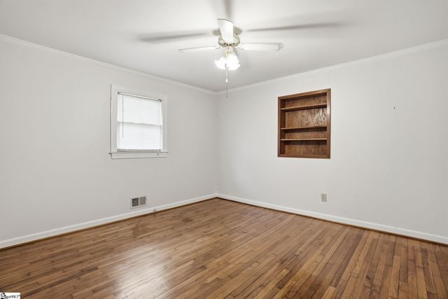 211 Bennett Circle, Spartanburg, SC 29307