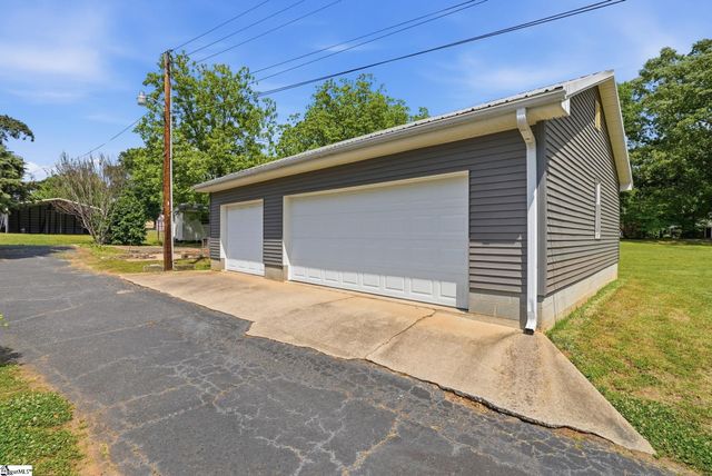 211 Bennett Circle, Spartanburg, SC 29307