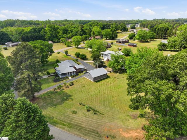 211 Bennett Circle, Spartanburg, SC 29307