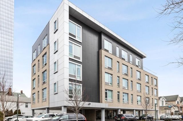 159 Cedar 201, Fort Lee, NJ 07024